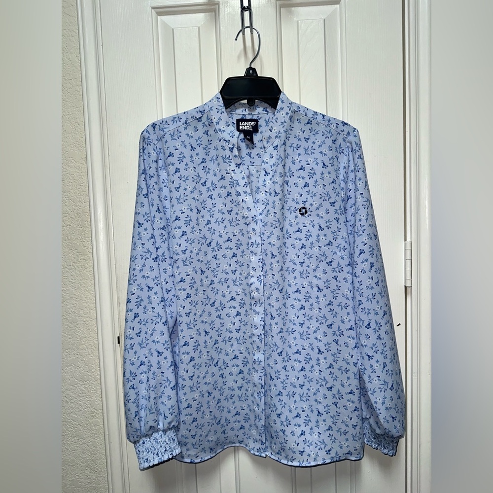 CHASE BANK Lands' End Light Blue Floral Shirt